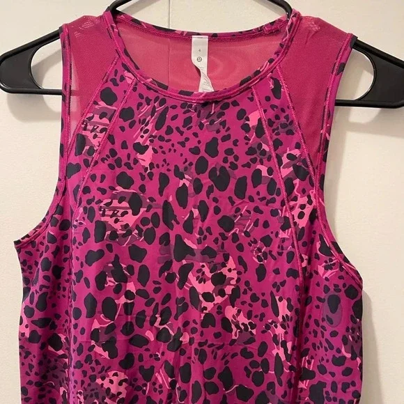 NWT Lululemon Sculp Tank Top Cheetah Print Magenta Purple Size 4 - Picture 3 of 10
